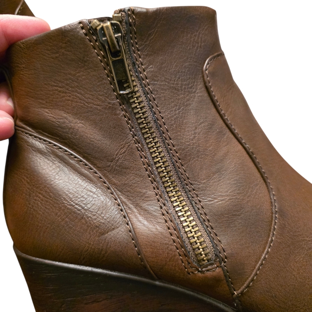 Brown Faux Leather Platform Ankle Boots Size 8.5 - Picture 5 of 12